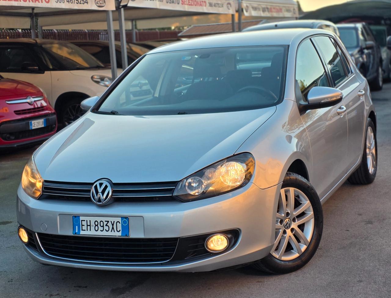 Volkswagen Golf 1.6 TDI DPF DSG 5p. Highline