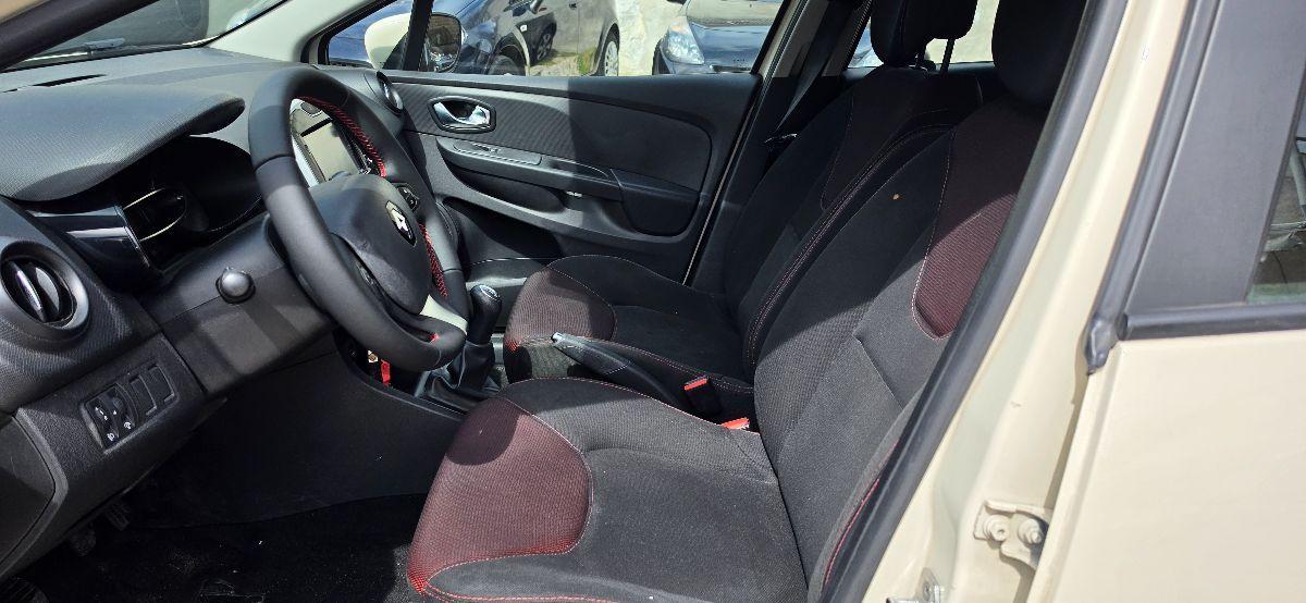 RENAULT Clio 1.2 75 CV 5p. Costume National