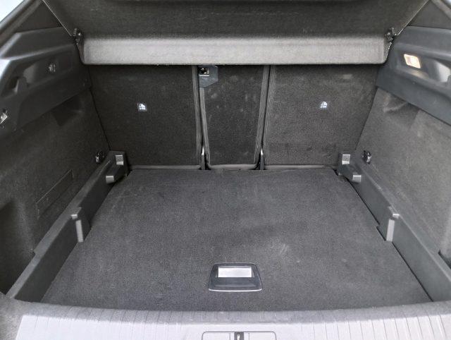 PEUGEOT 3008 Hybrid 136 e-DCS6 Allure