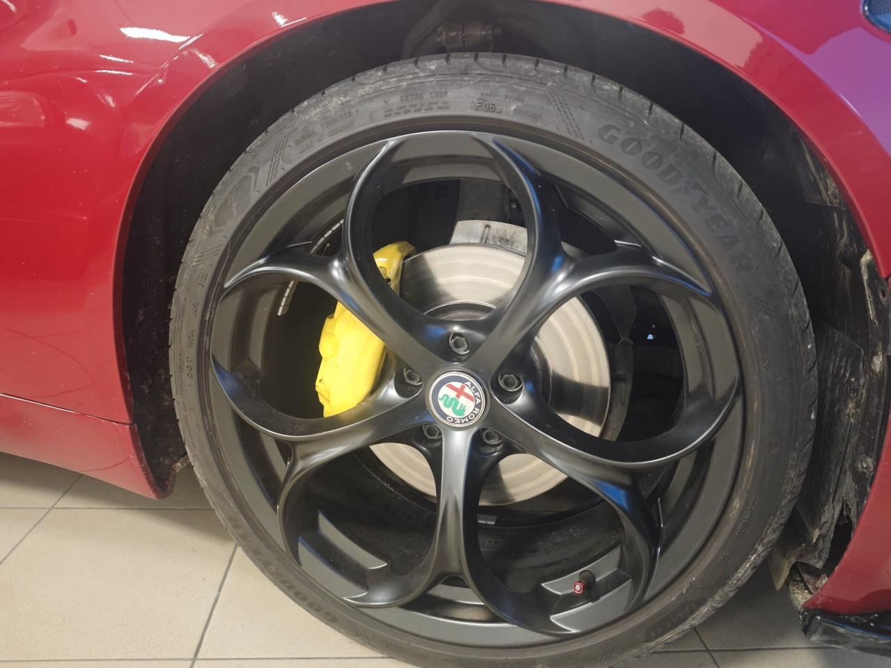 Alfa Romeo Giulia 2.2 Turbodiesel ex-150 CV AT8 Super Modalità Race