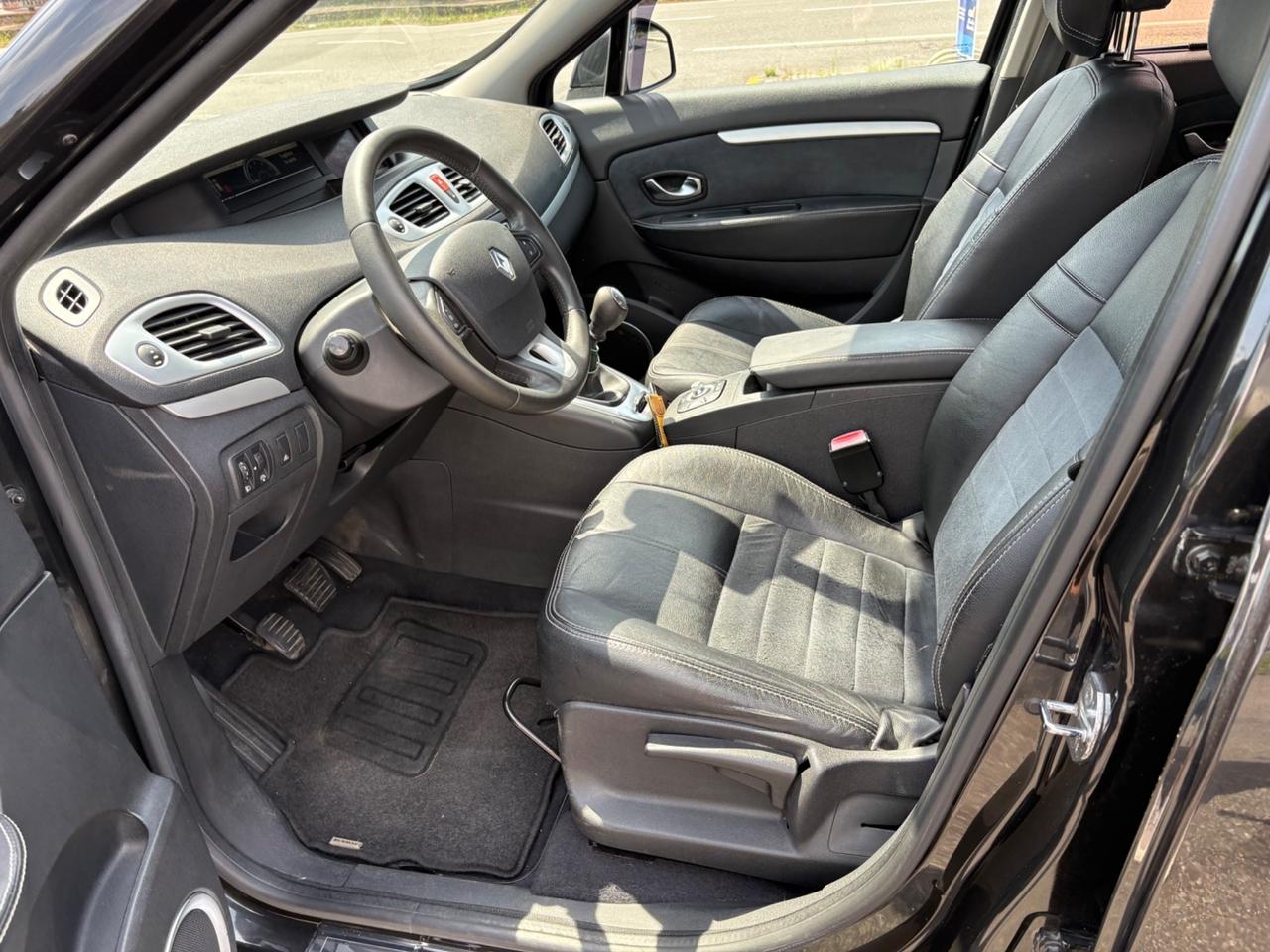 Renault Scenic Scénic X-Mod 1.5 dCi 110CV Dynamique