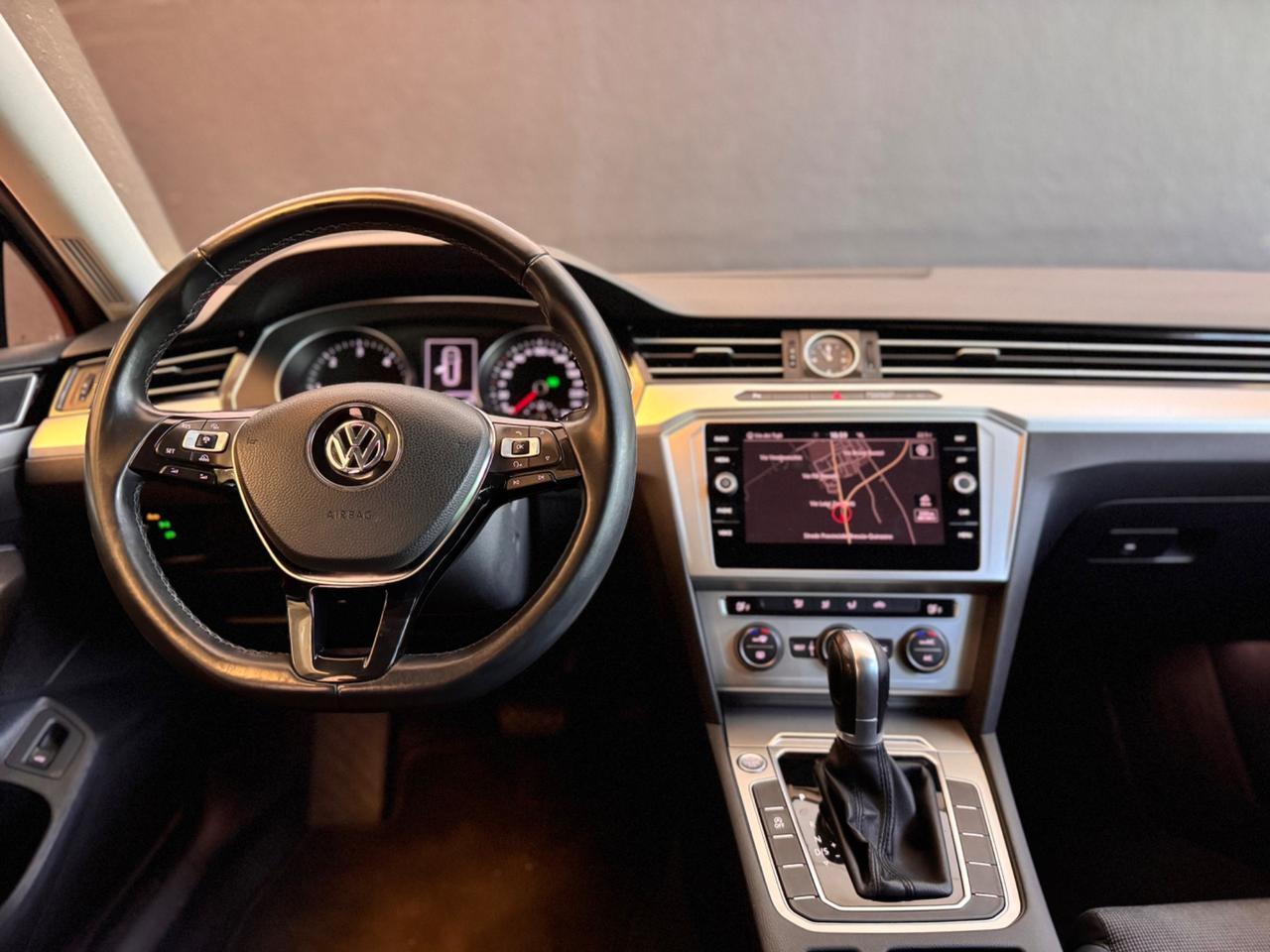 Volkswagen Passat variant 2.0 TDI CAMBIO AUTOMATICO DSG