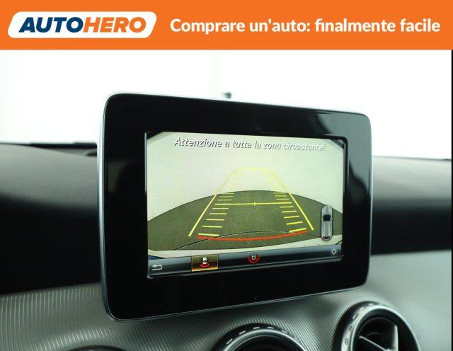 MERCEDES-BENZ GLA 180 d Automatic Sport