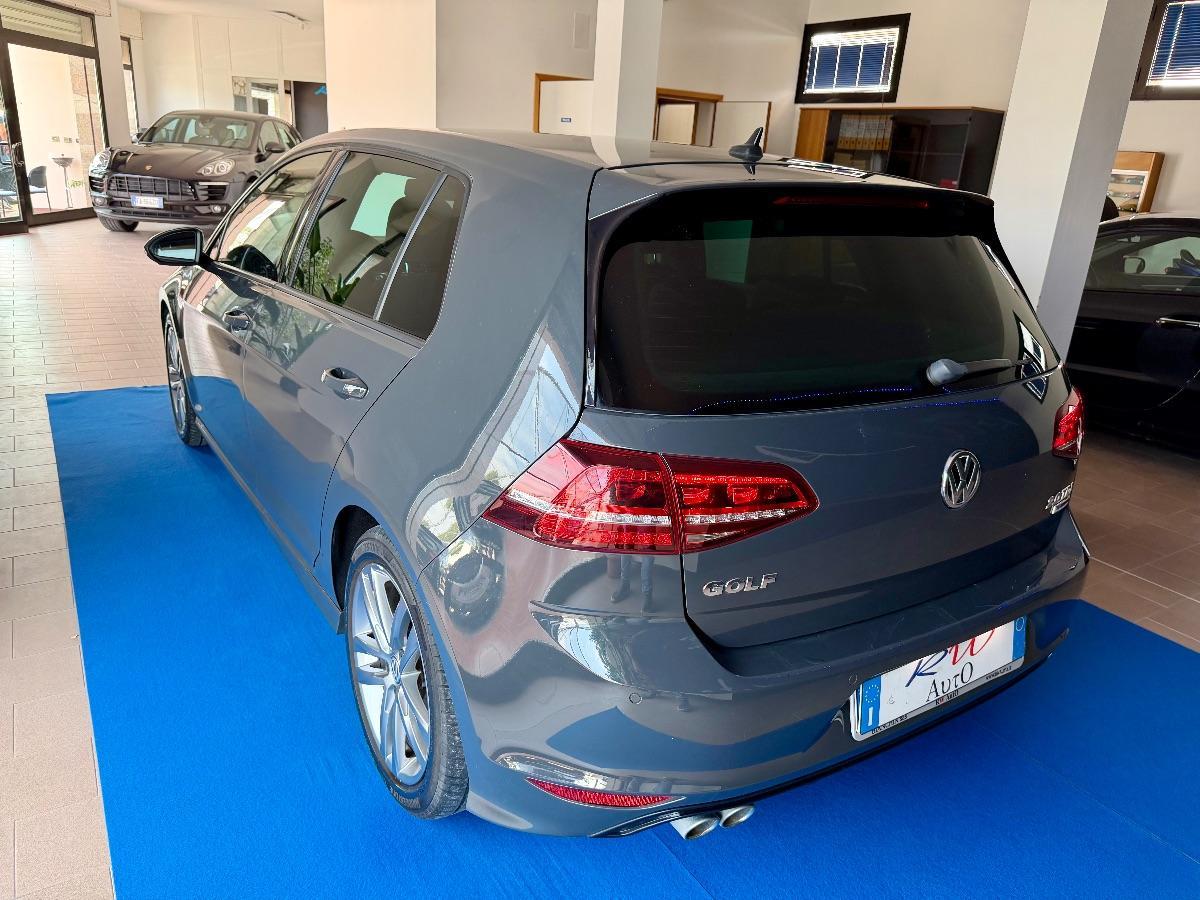 Volkswagen Golf 2.0 tdi R-Line 150cv