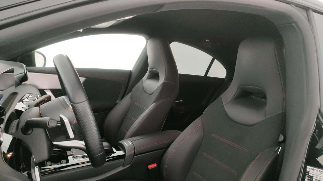 Mercedes-Benz CLA Coupe - C118 - CLA Coupe 200 d Premium auto