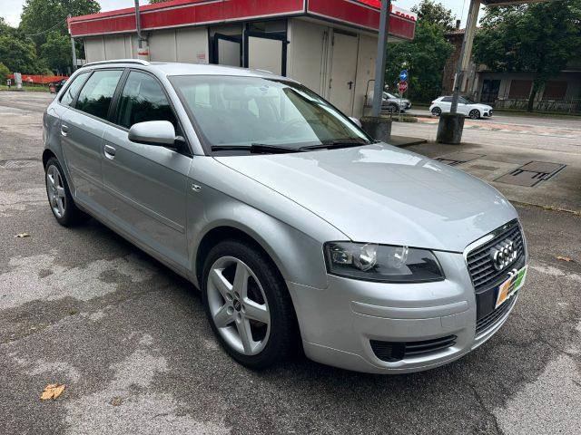 AUDI A3 SPB 1.6 16V FSI Attraction
