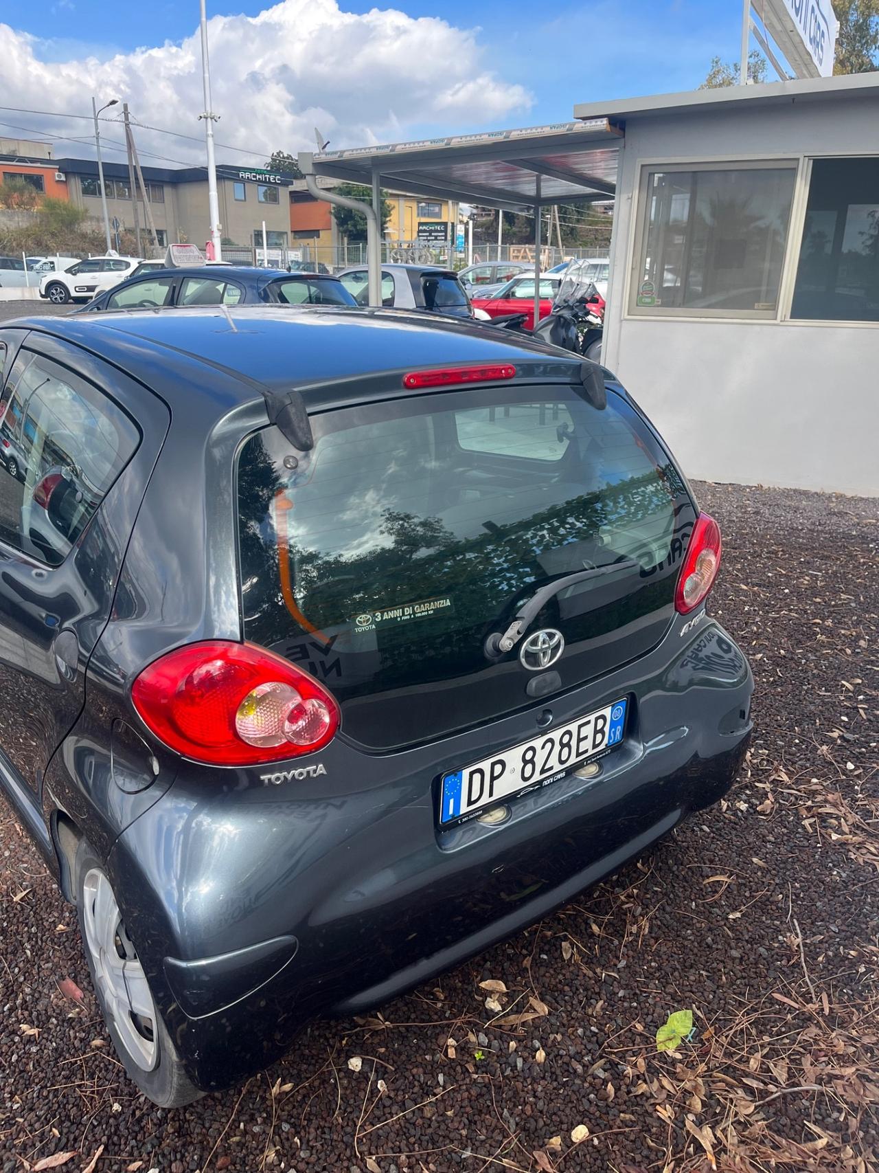 Toyota Aygo 1.0 12V VVT-i 5 porte