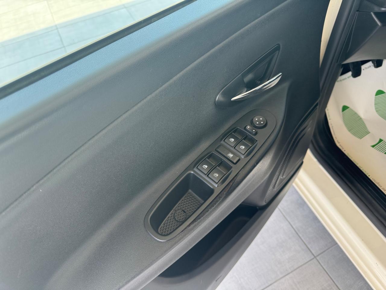Lancia Ypsilon 1.3 MJT 16V 95 CV 5 porte S&S Platinum
