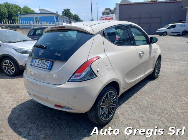 LANCIA Ypsilon 1.0 FireFly 5 porte S&S Hybrid Ecochic Gold
