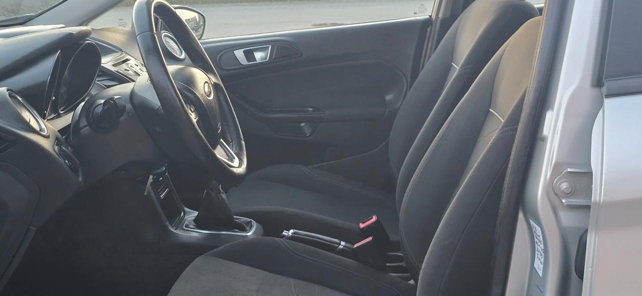 Ford Fiesta 1.2 82 CV 5 porte Titanium