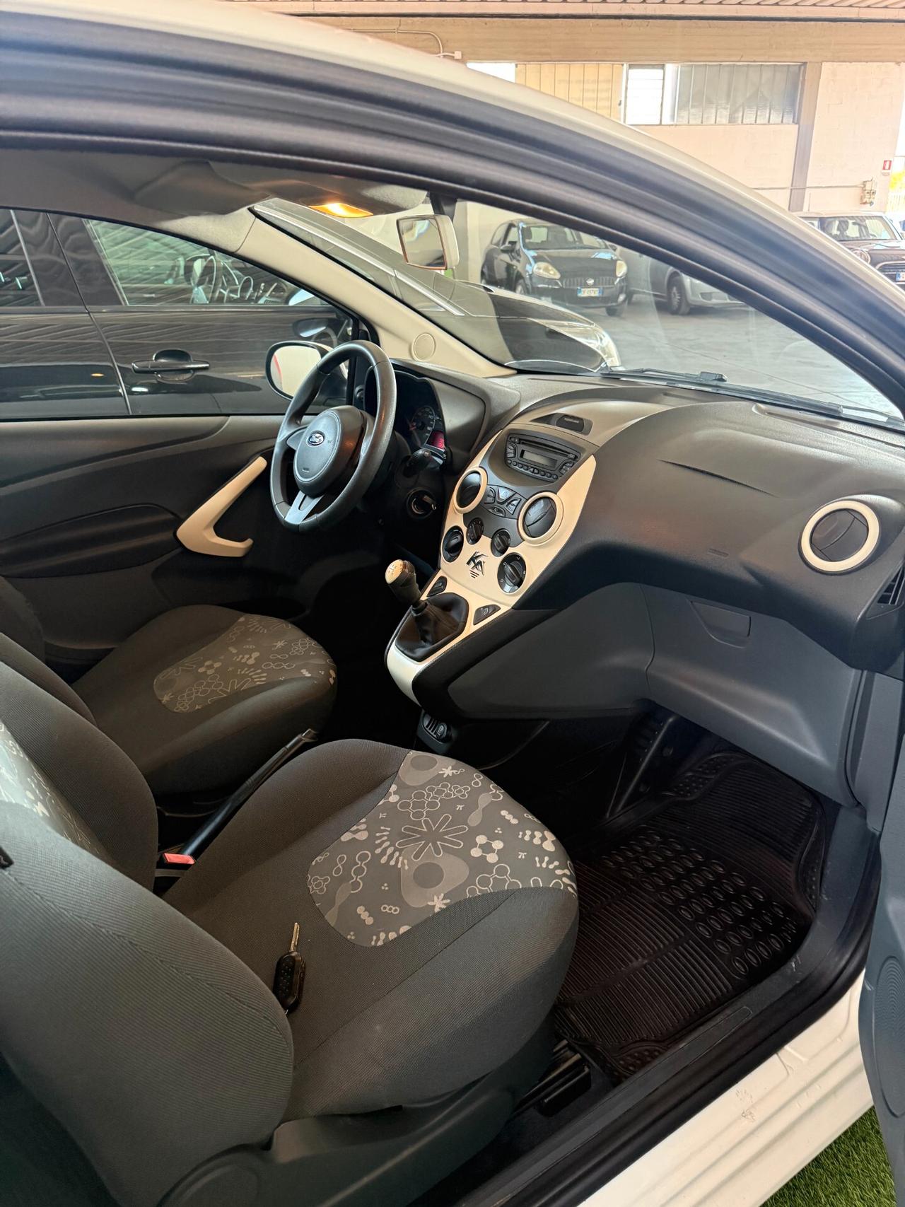 Ford Ka Ka+ 1.2 8V 69CV Titanium