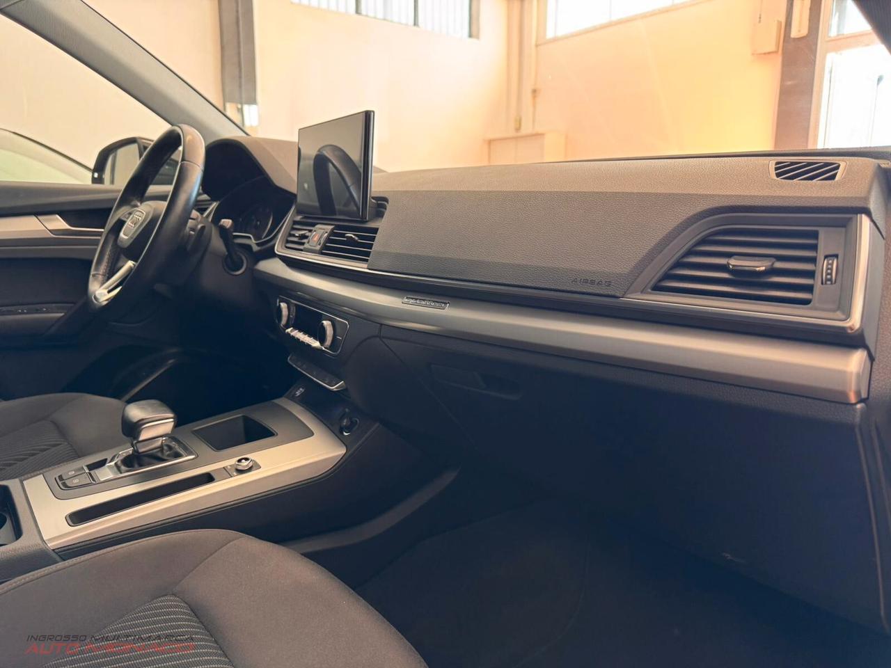 Audi Q5 2.0 TDI 204 CV S tronic Business 2022