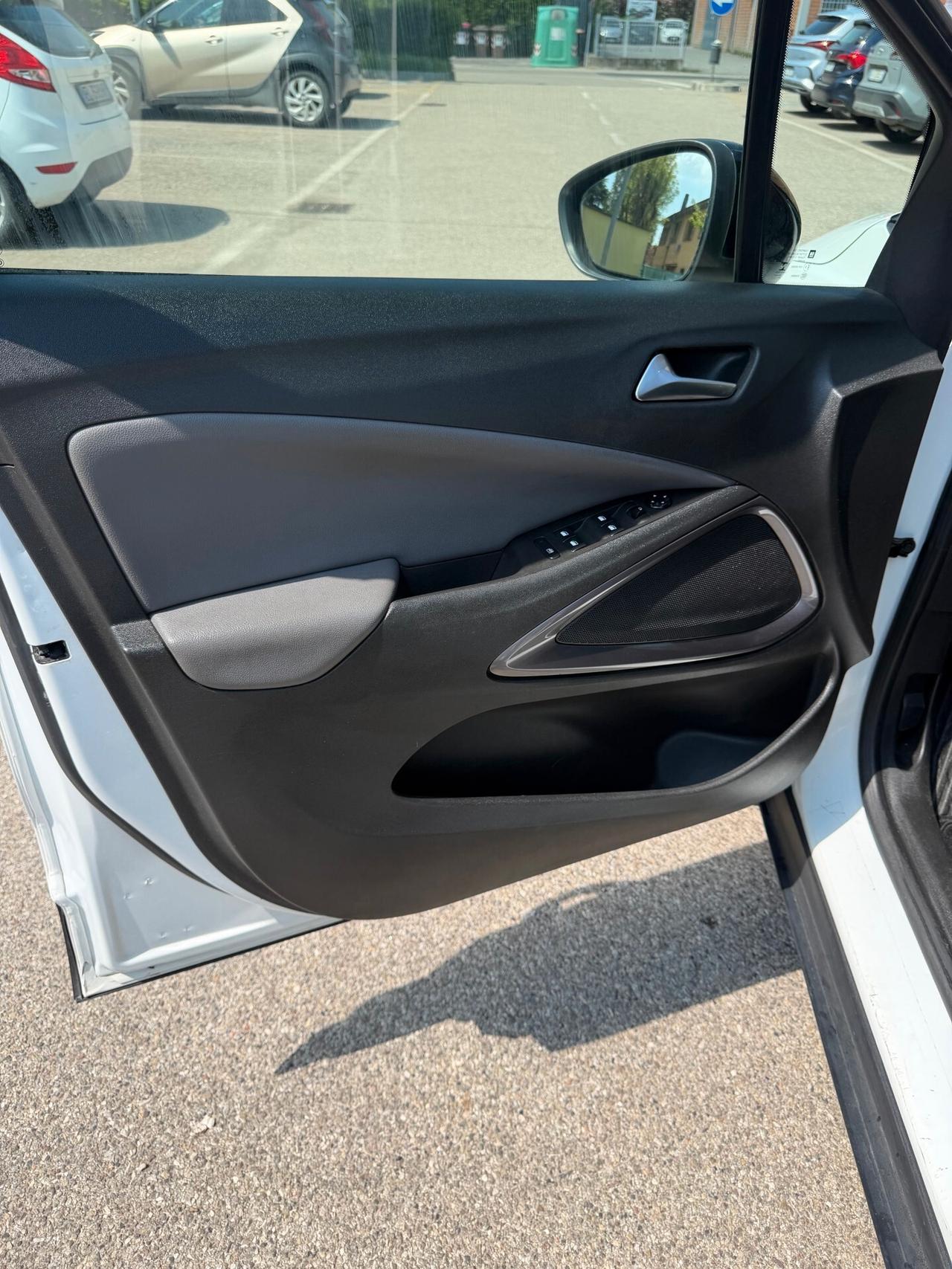 Opel Crossland X 1.2 Gpl - NEOP. - 12 MESI DI GARANZIA -