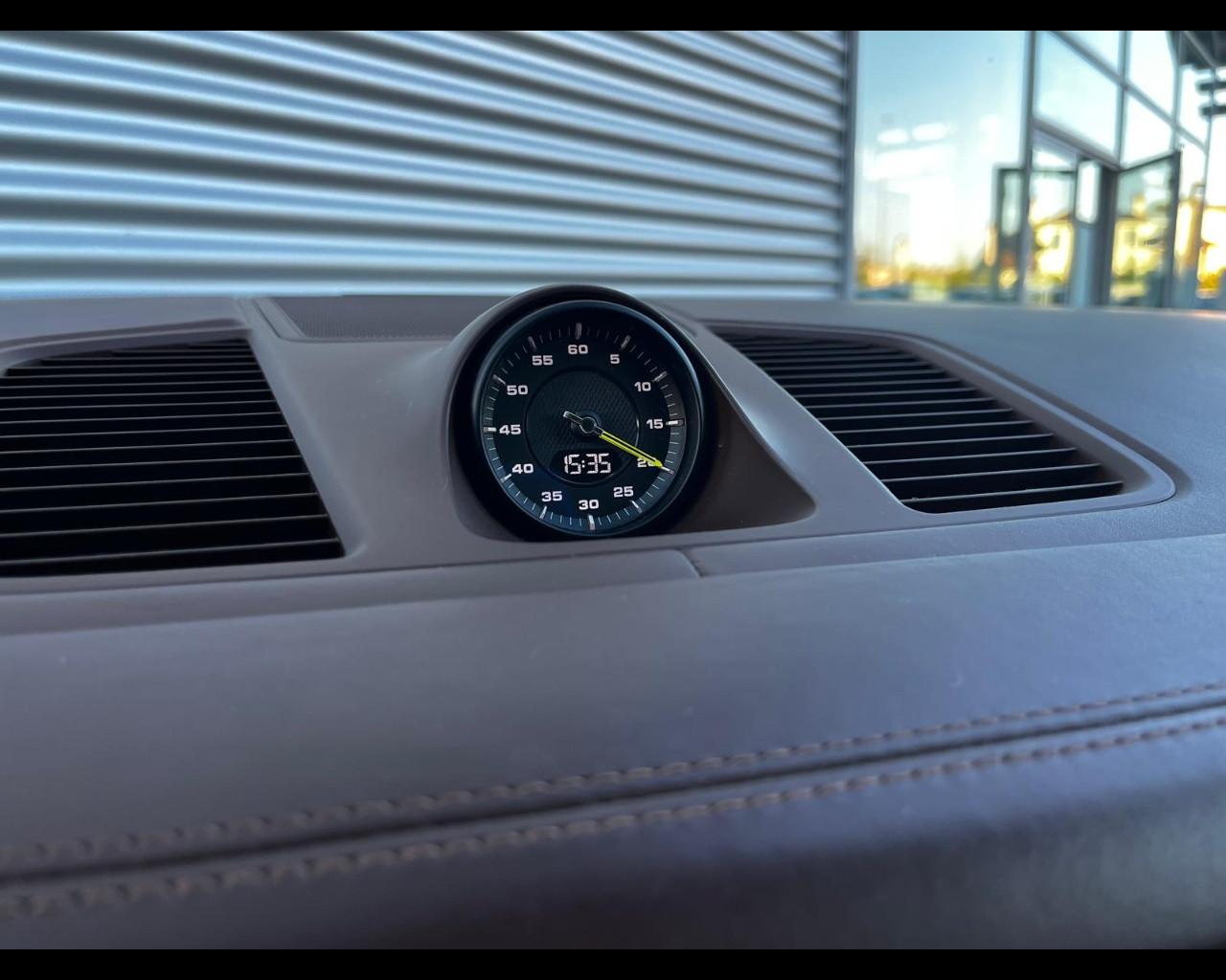 PORSCHE CAYENNE 3.0 E-HYBRID TIPTRONIC