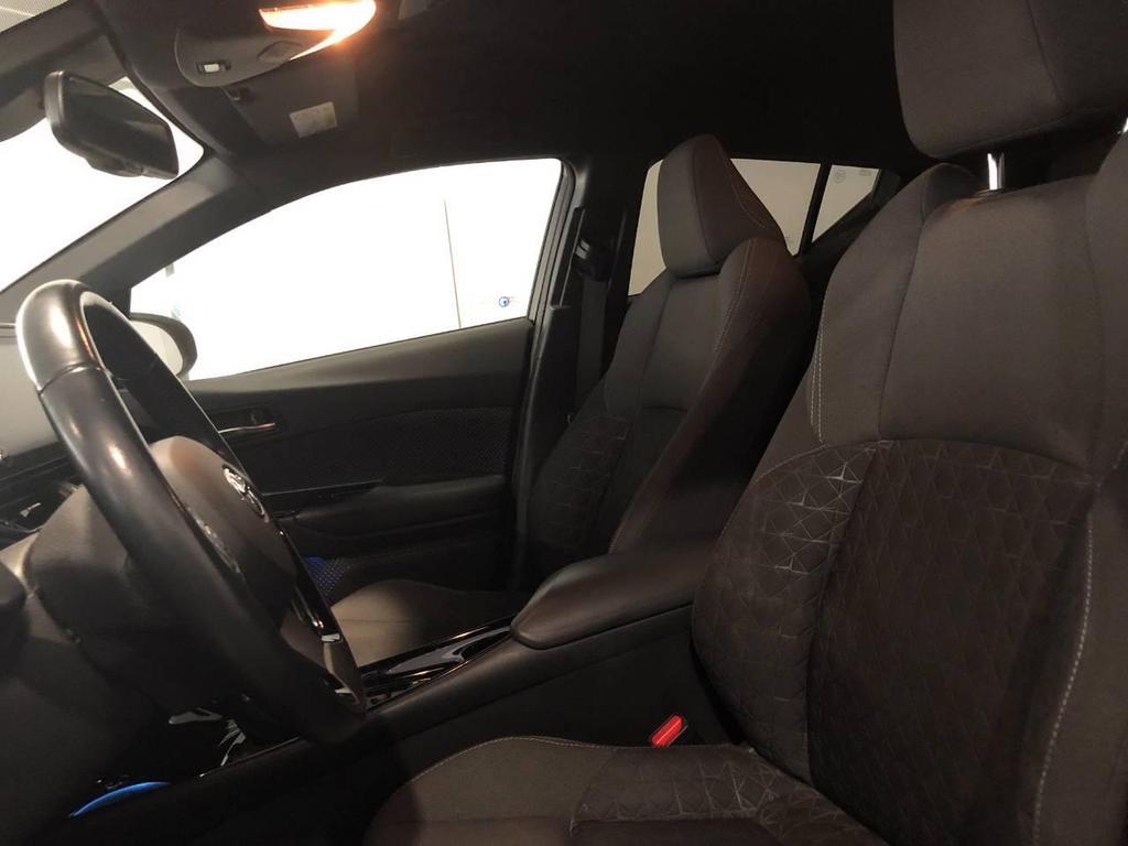 Toyota C-HR 1.8 Hybrid Trend E-CVT