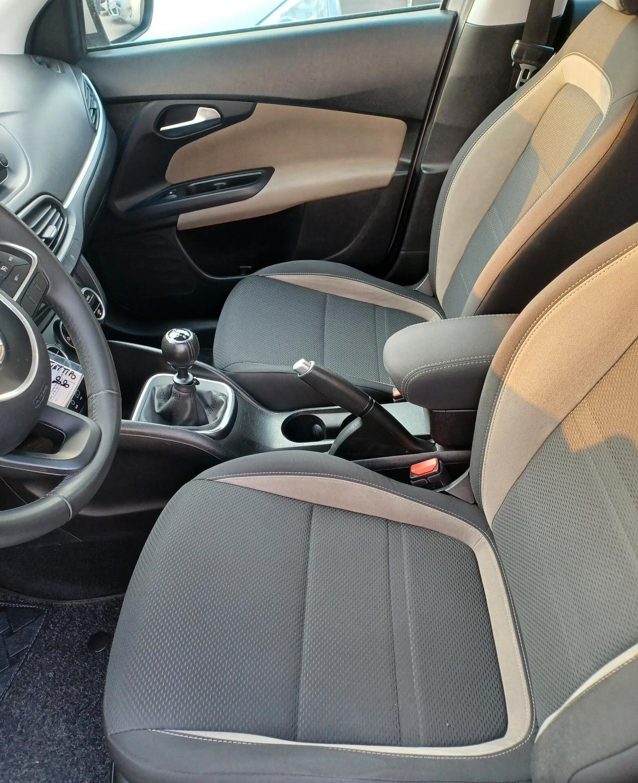 Fiat Tipo 1.6 M.Jet 120 cv SW Lounge PARI NUOVO
