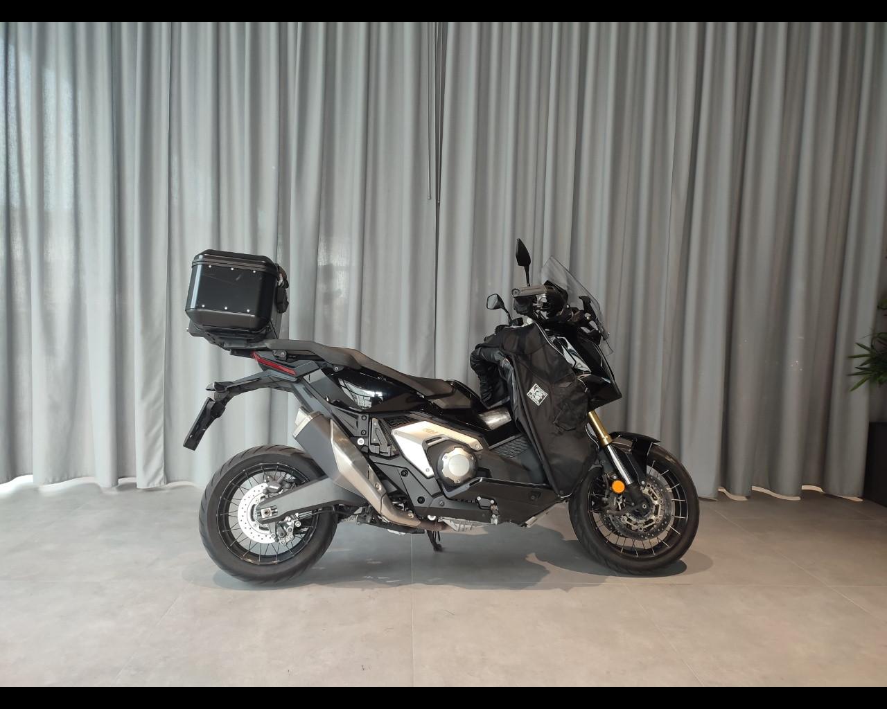 Honda X-ADV 750 - ABS DCT