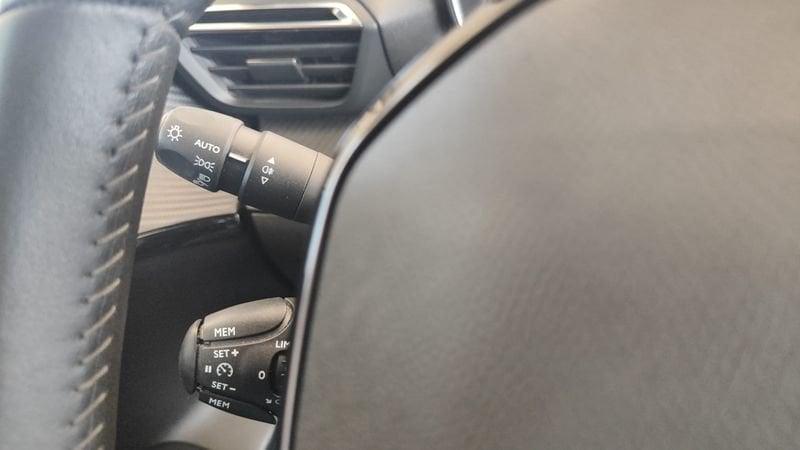 Peugeot 208 Active Pack BlueHDi 100 S/S