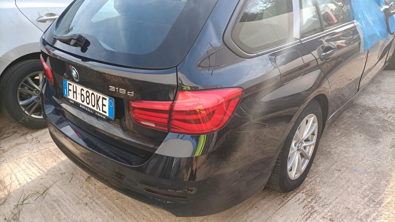 Bmw 316 sinistrata incidentata