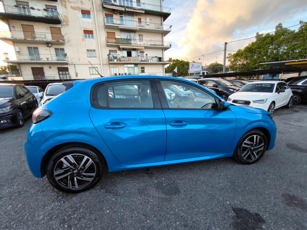 Peugeot 208 BlueHDi 100 Stop&Start 5 porte Allure