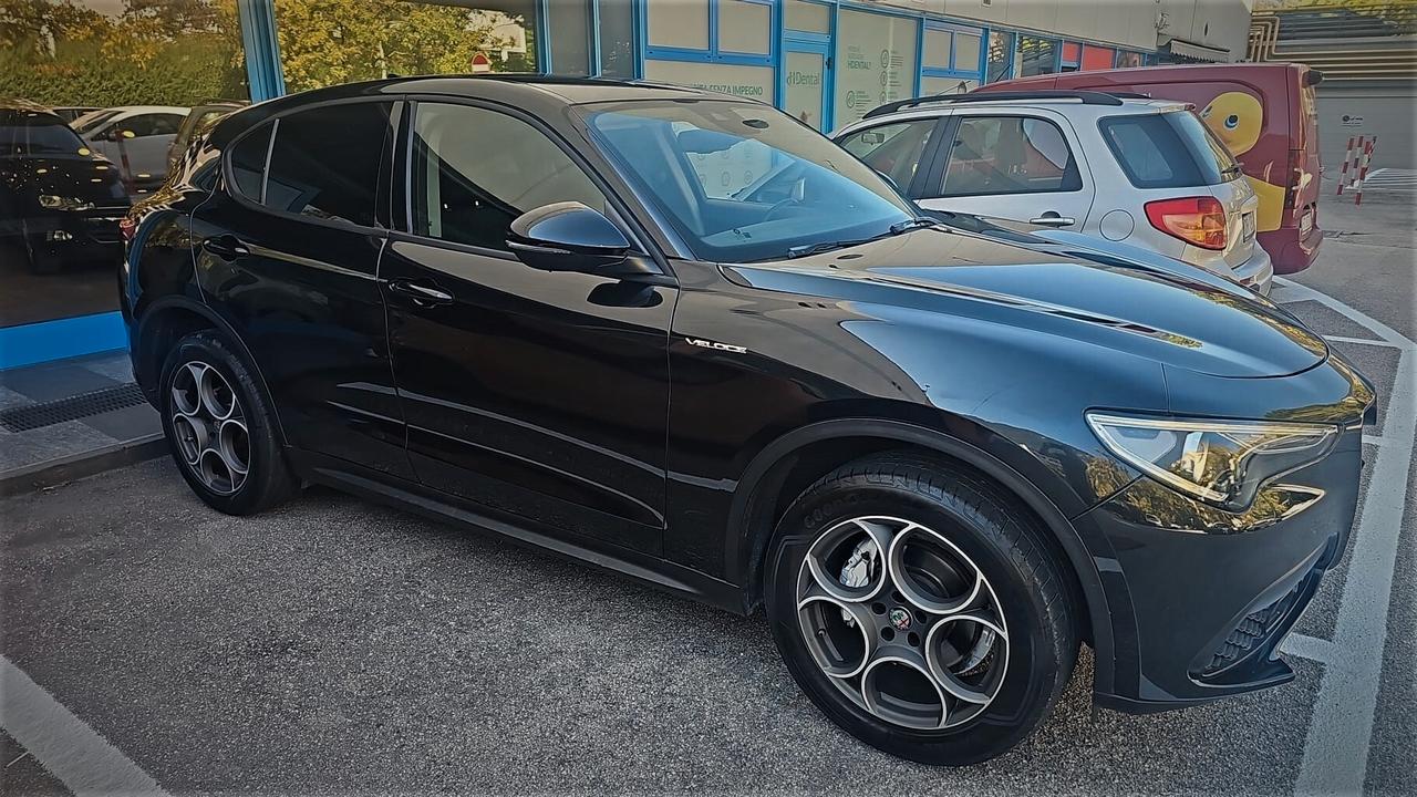 Alfa Romeo Stelvio 2.2 Turbodiesel 190 CV AT8 Q4 B-Tech