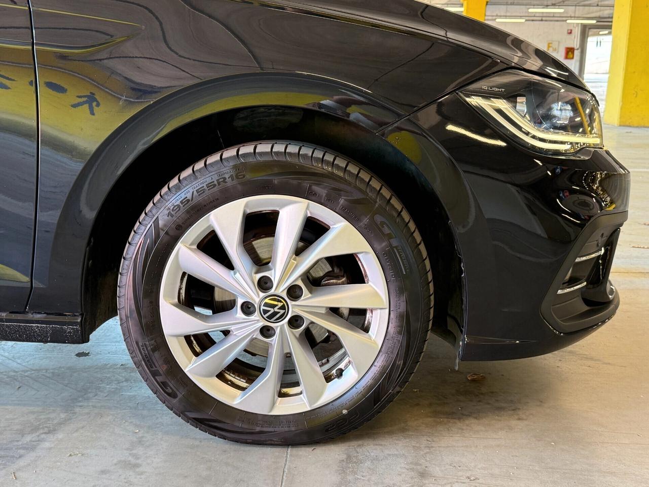 Volkswagen Polo 1.0 TSI Style 2022 - 57.000 km Certificati - Garanzia 12 Mesi - Aprilia