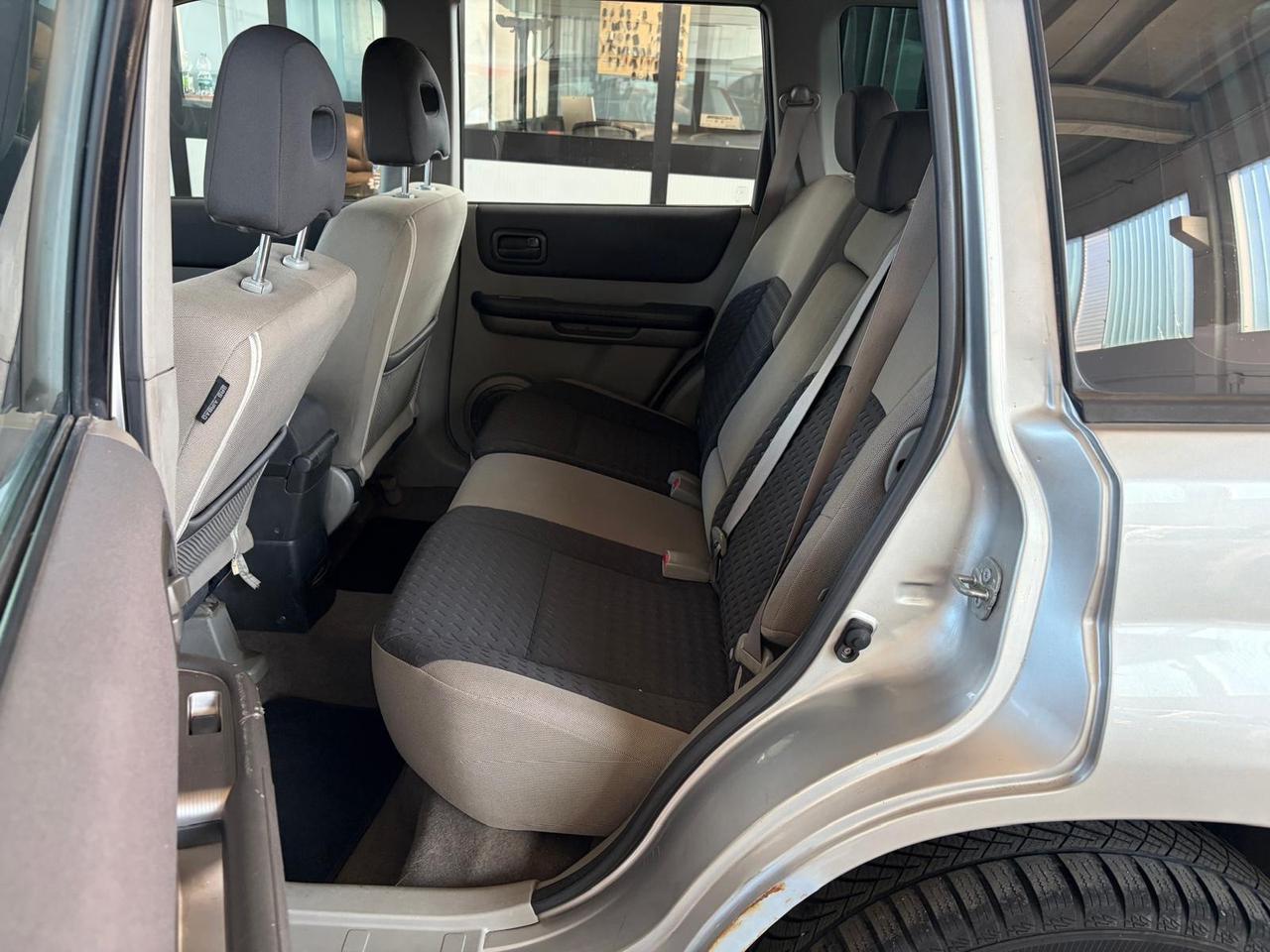 Nissan X-Trail 2.2 dCi Elegance