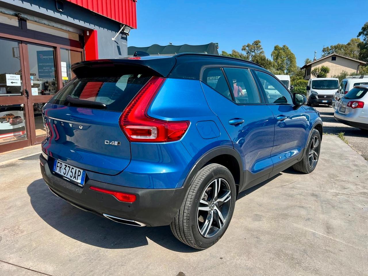 Volvo XC40 D4 AWD Geartronic R-design