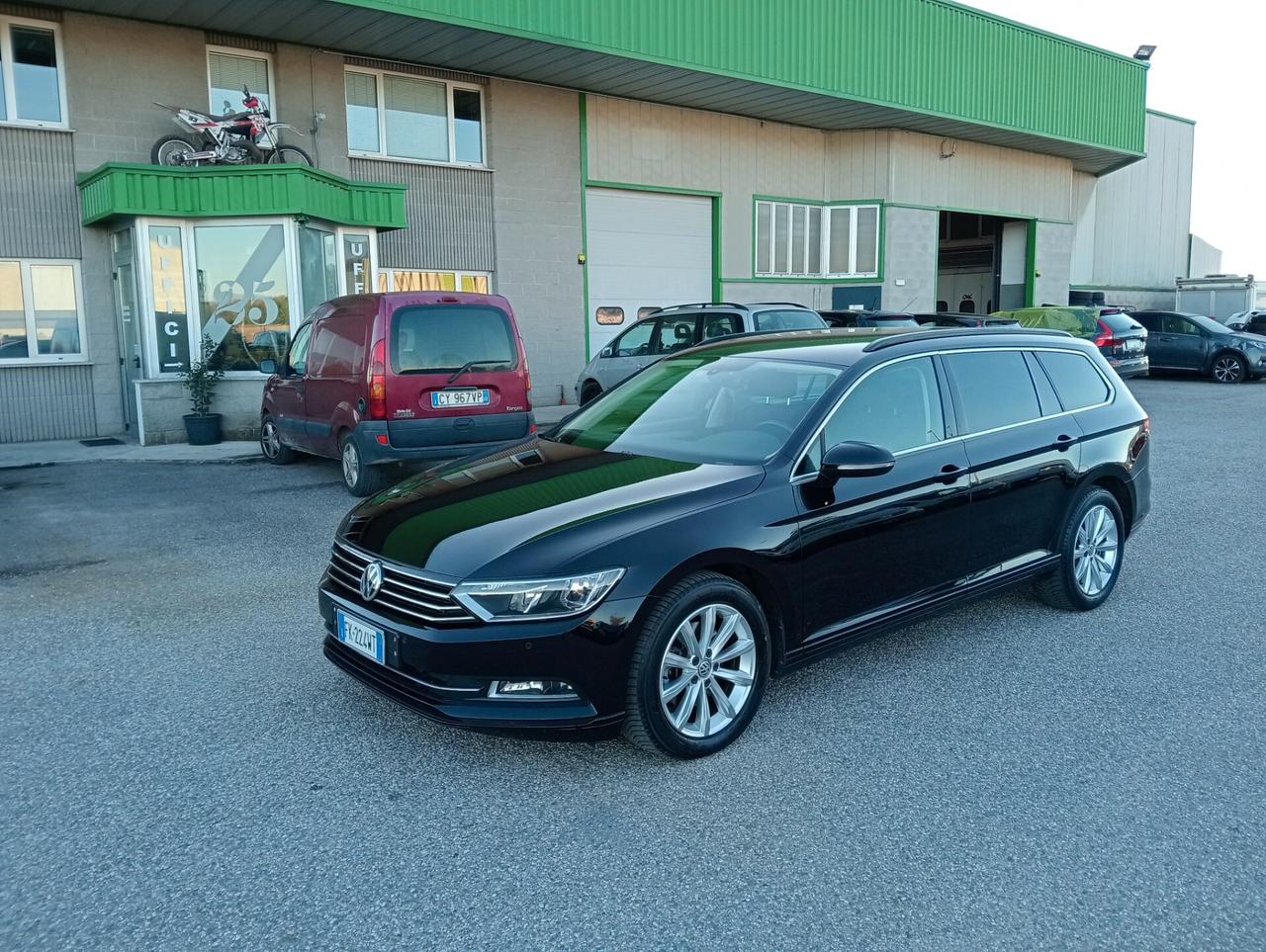 Volkswagen Passat Variant 1.6 TDI 120cv DSG UNIPROPRIETARIO