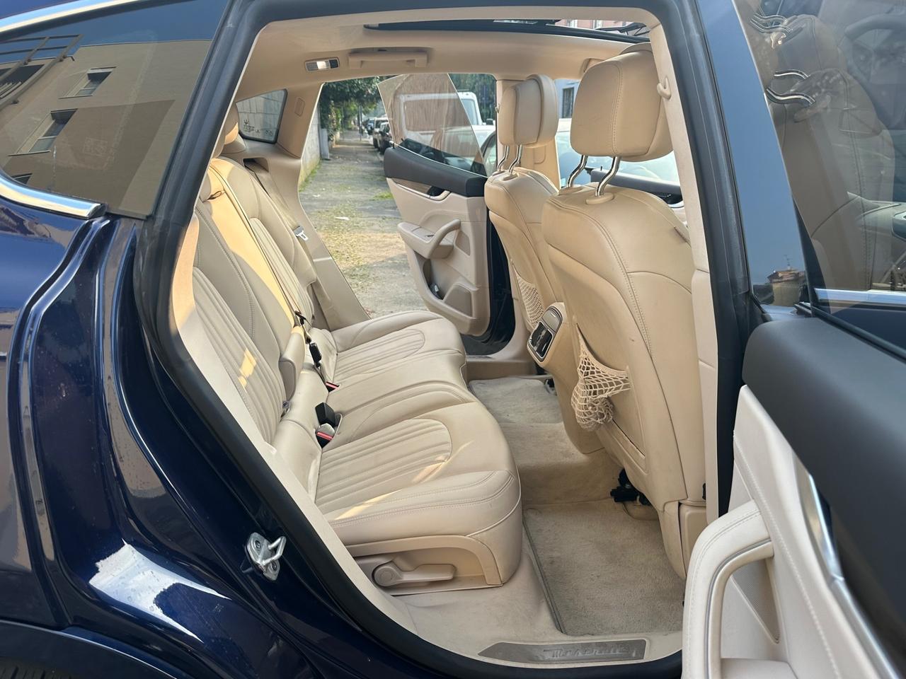 Maserati Levante V6 AWD Granlusso - FULL OPTIONAL
