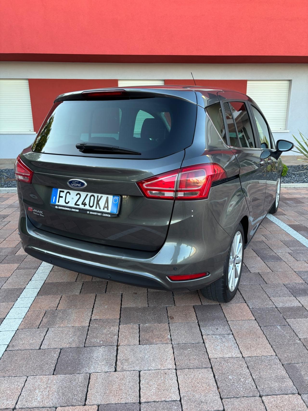 Ford B-Max 1.4 GPL Titanium