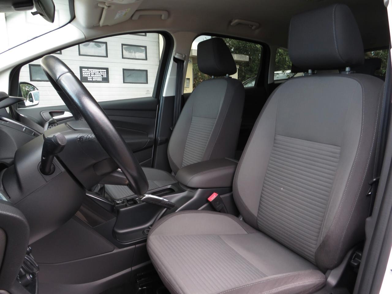 Ford C-Max 1.5tdci Titanium. retrocam/android/carplay
