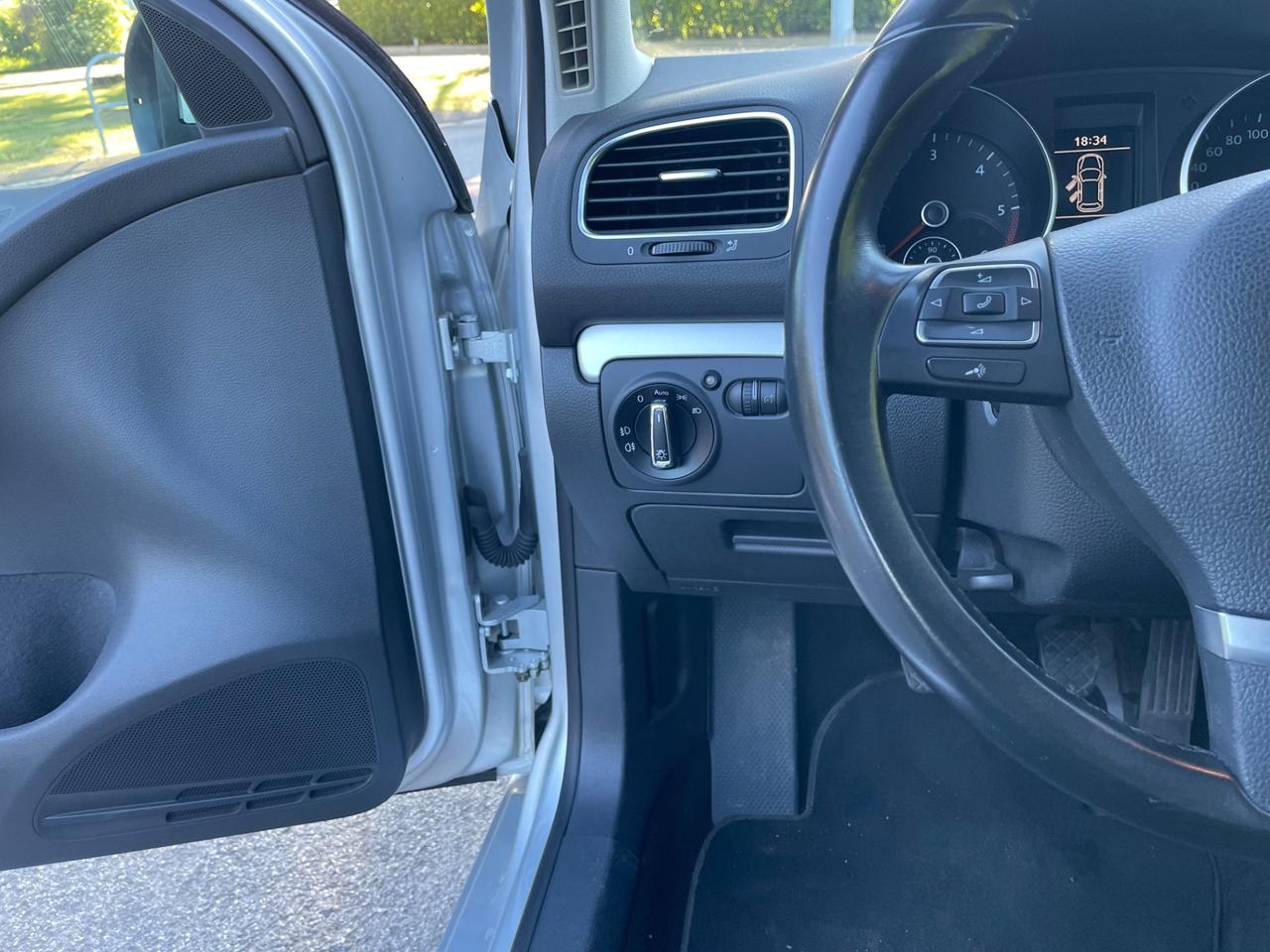 Volkswagen Golf 1.6 TDI DPF 5p. Highline*Neopatentati*Cerchi*