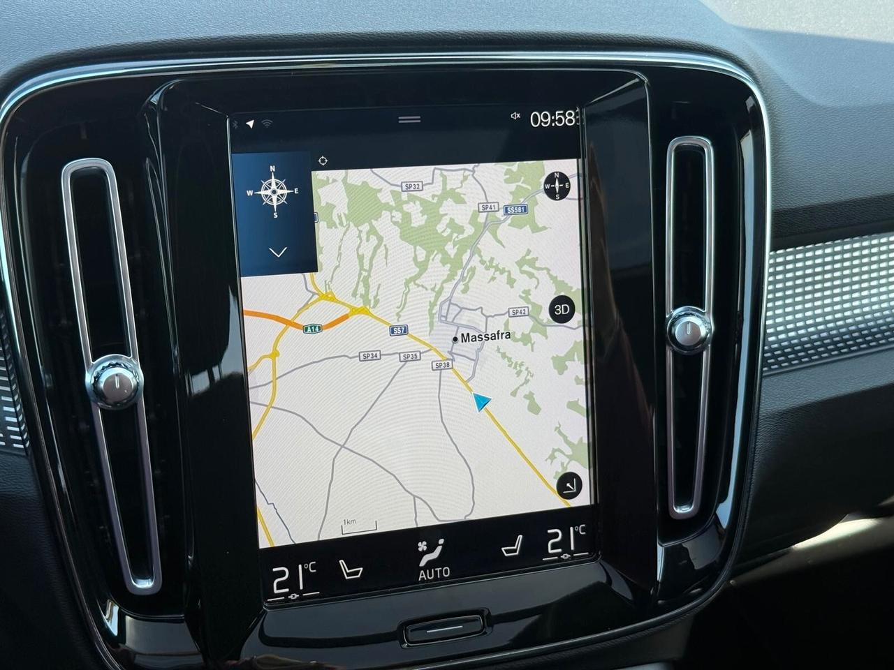 XC40 T5 Recharge Hybrid 262cv *Tetto *Gancio Traino
