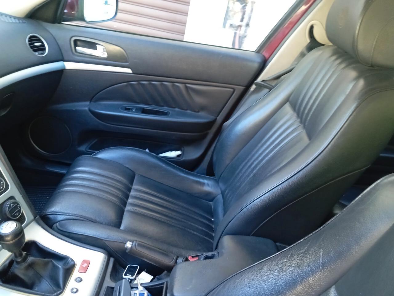 Alfa Romeo 159 1.9 JTDm Distinctive ben tenuta KM 178000