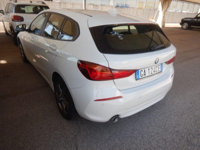 BMW 116 d 5p. Business Advantage