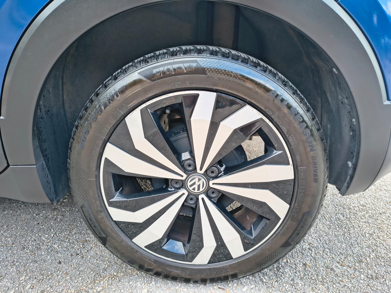 VOLKSWAGEN T-CROSS 1.6 TDI SCR STYLE "UNICA"
