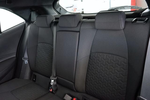 TOYOTA Corolla 1.8 Hybrid Business