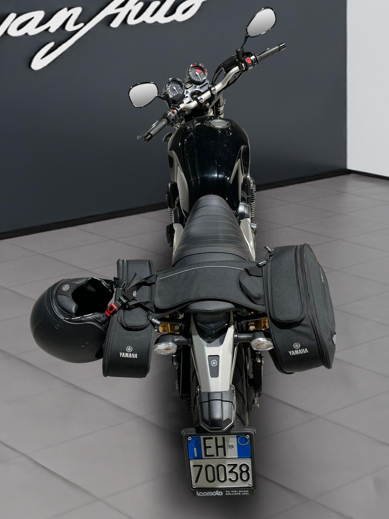 Yamaha XJR 1300