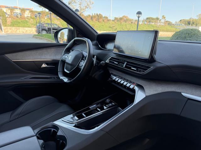 PEUGEOT 3008 HDi 130CV GT AUTO+TETTO APRIB+PELLE+18+RCAM+2PDC