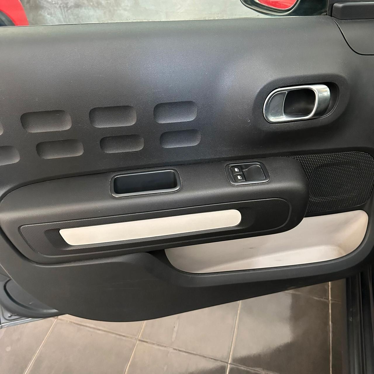 Citroen C3 BlueHDi 75 S&S Shine NEOPATENTATI