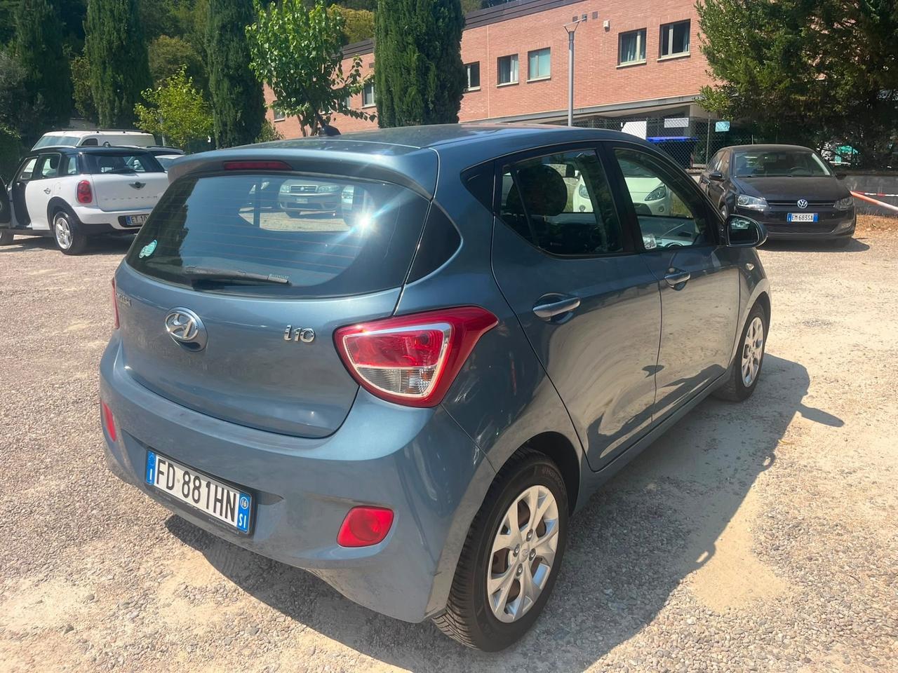 Hyundai i10 1.0 MPI Sound Edition