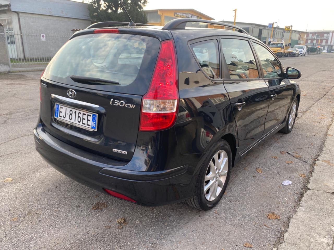 Hyundai i30 CW 1.6 CRDi VGT 16V 90CV