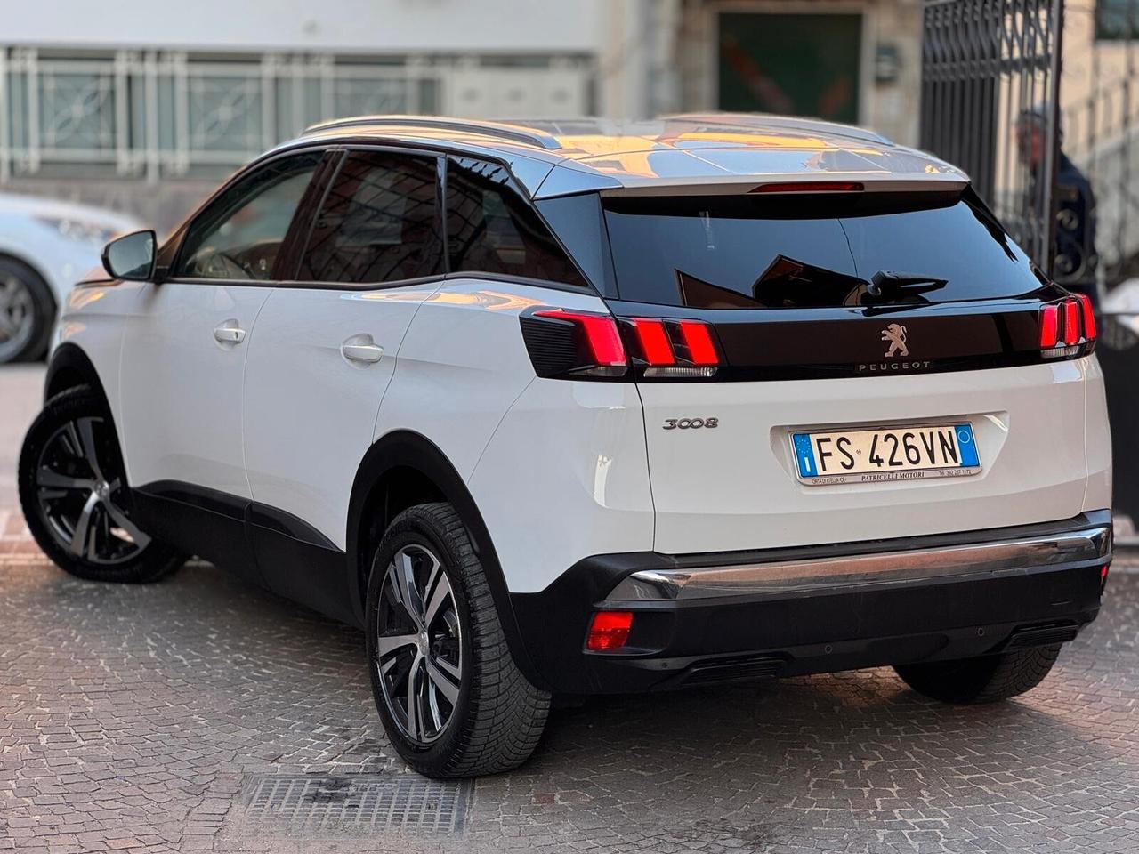 Peugeot 3008 BlueHDi 130 S&S Allure