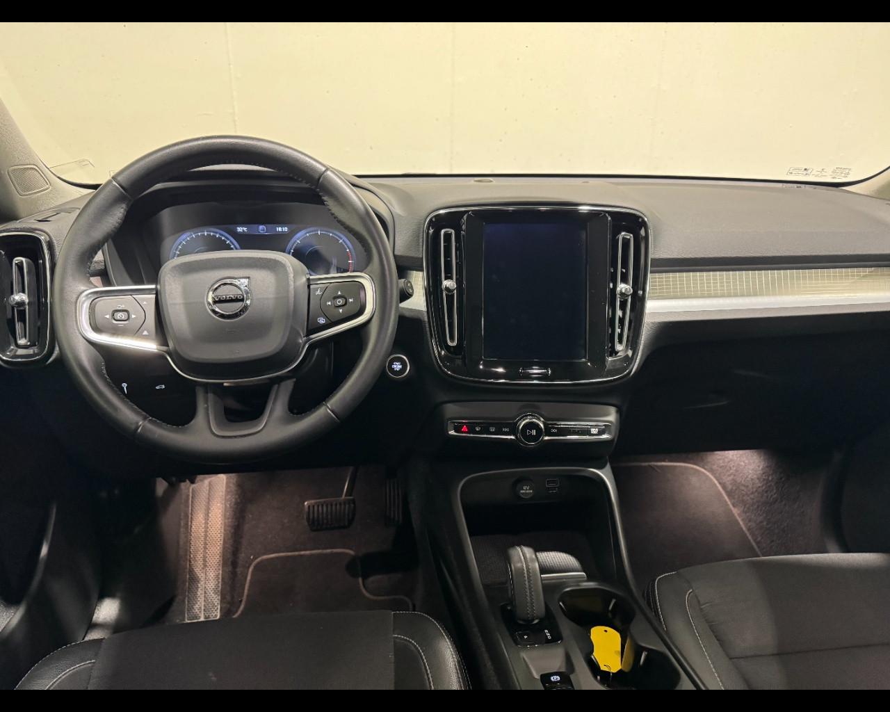 VOLVO XC40 D3 GEARTRONIC BUSINESS PLUS