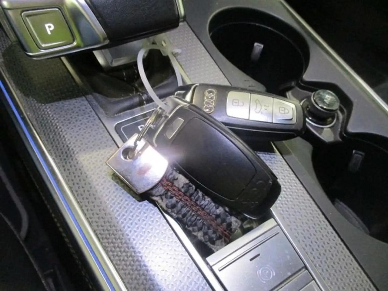 Audi A6 allroad 55 TDI 3.0 quattro tiptronic Evolution