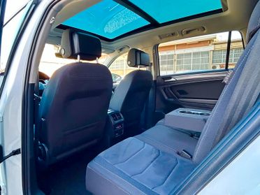 Volkswagen Tiguan 2.0 TDI 150cv SCR DSG TETTO PANORAMICO