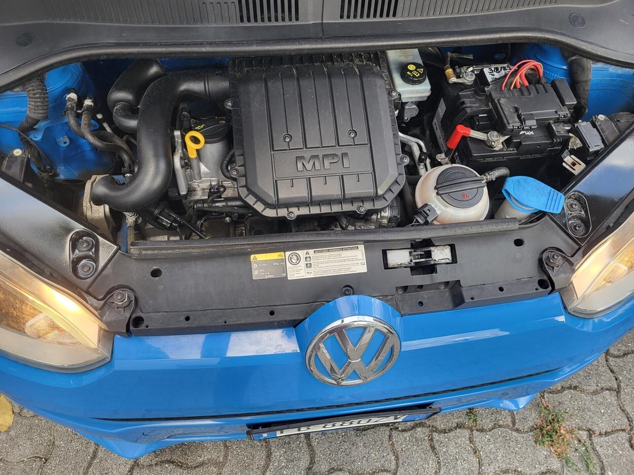 Volkswagen up! 1,0-UNICA PROPR-EURO 6-3 REVISIONI