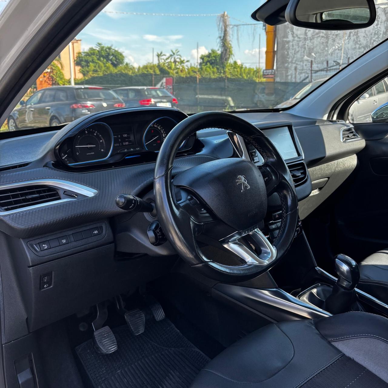 Peugeot 2008 1.6 e-HDi 92 CV Stop&Start Allure