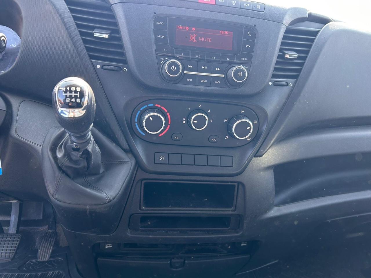 Iveco Daily 35S12 H2 2020 – 61.000 km Passo Medio Clima Perfetto